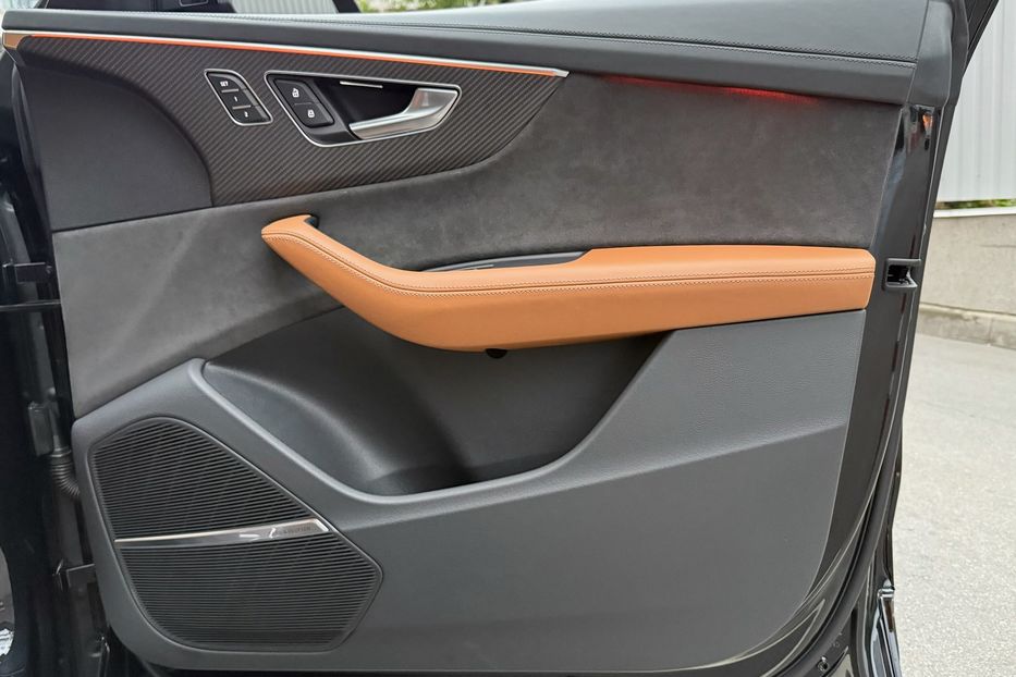 Продам Audi RS Q8 2020 года в Киеве