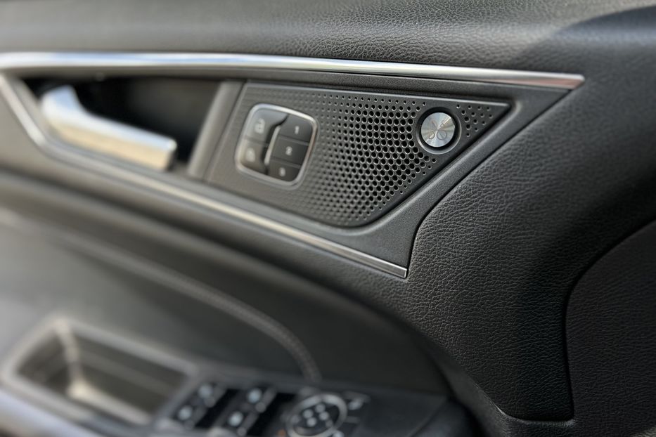 Продам Ford Edge TITANIUM (KOMIS) 2021 года в г. Умань, Черкасская область