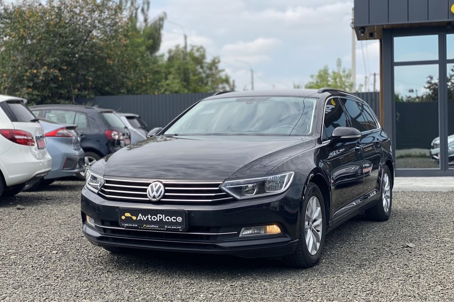 Продам Volkswagen Passat B8 2017 года в Луцке