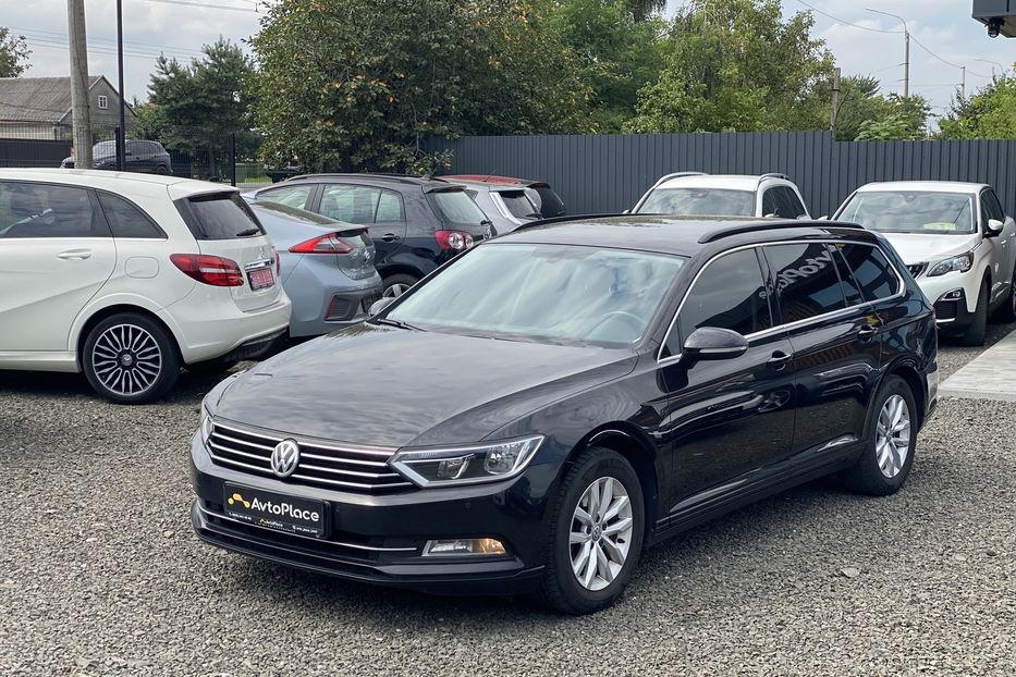 Продам Volkswagen Passat B8 2017 года в Луцке