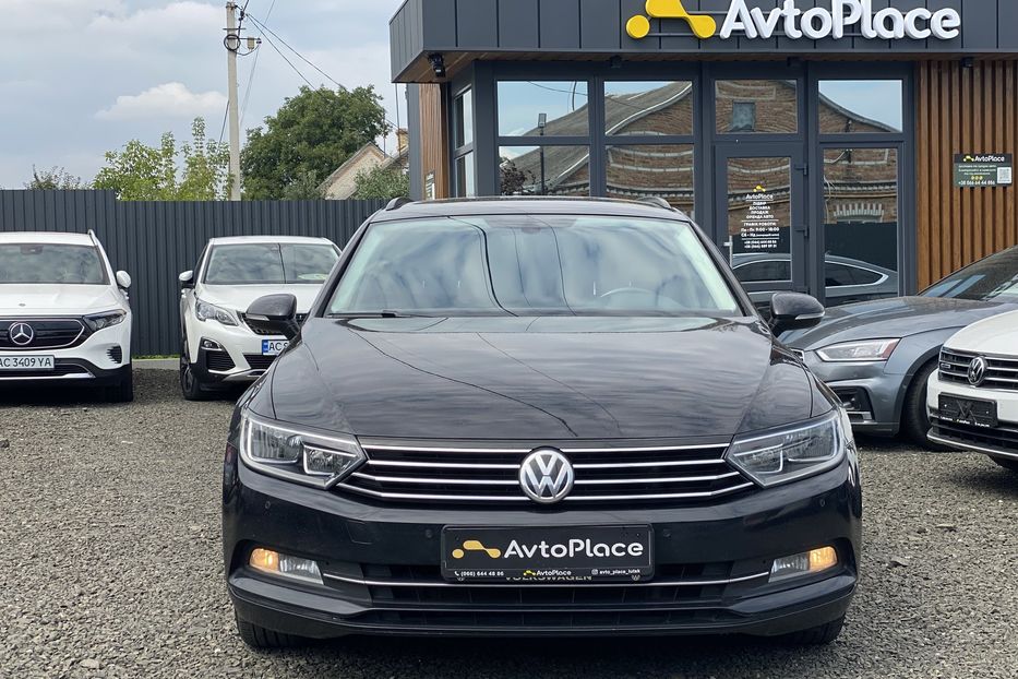 Продам Volkswagen Passat B8 2017 года в Луцке