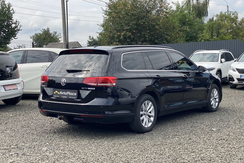 Продам Volkswagen Passat B8 2017 года в Луцке
