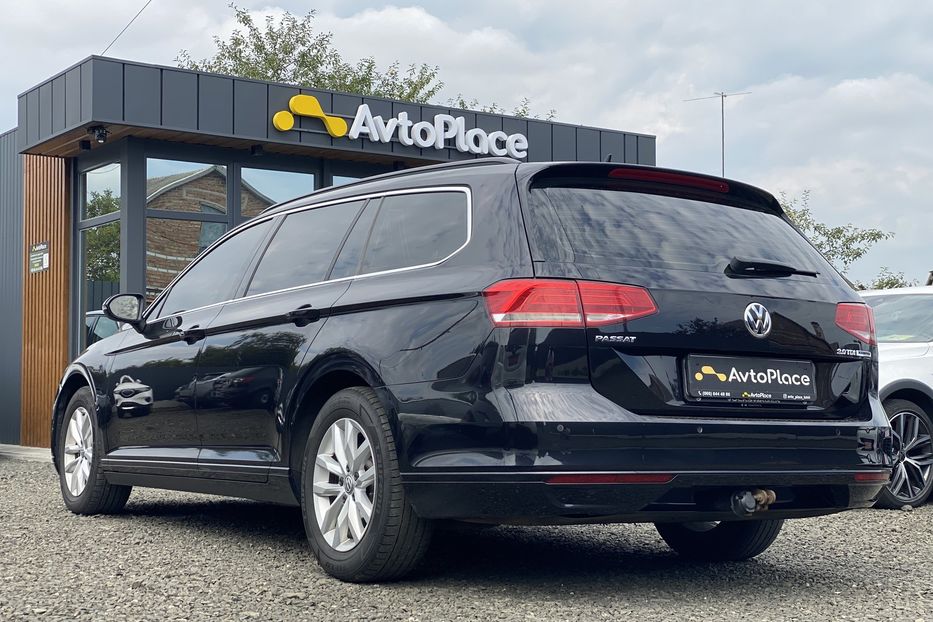 Продам Volkswagen Passat B8 2017 года в Луцке