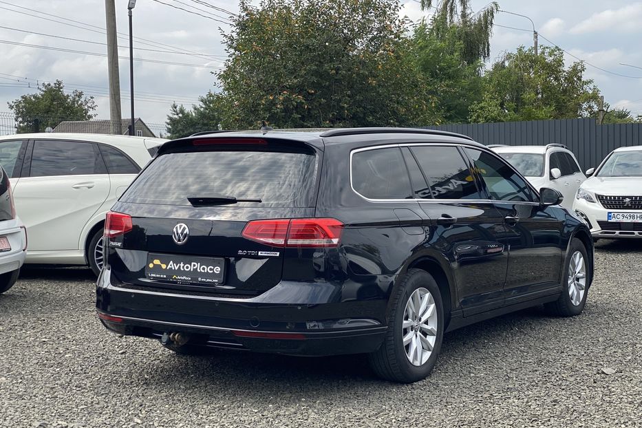 Продам Volkswagen Passat B8 2017 года в Луцке