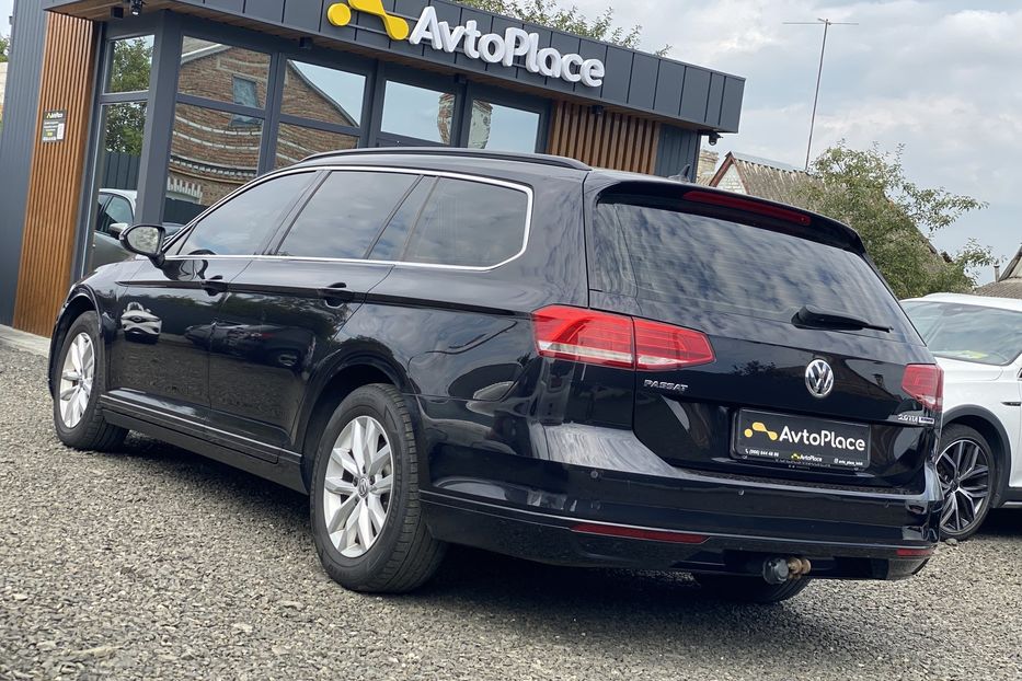 Продам Volkswagen Passat B8 2017 года в Луцке