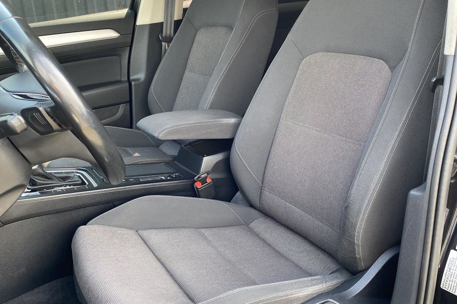 Продам Volkswagen Passat B8 2017 года в Луцке