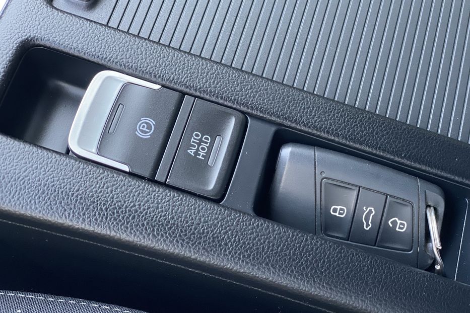 Продам Volkswagen Passat B8 2017 года в Луцке