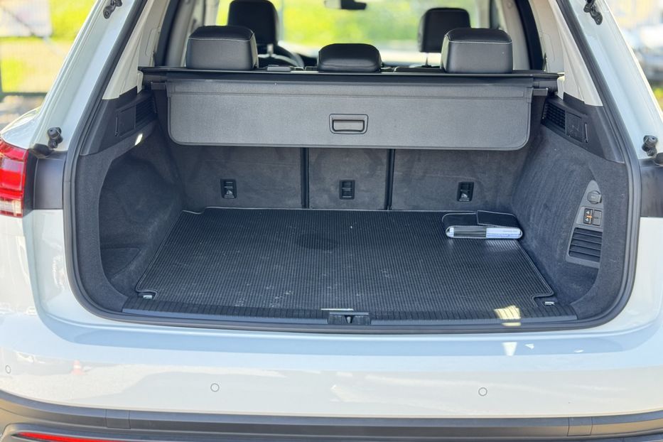Продам Volkswagen Touareg 2021 года в г. Умань, Черкасская область