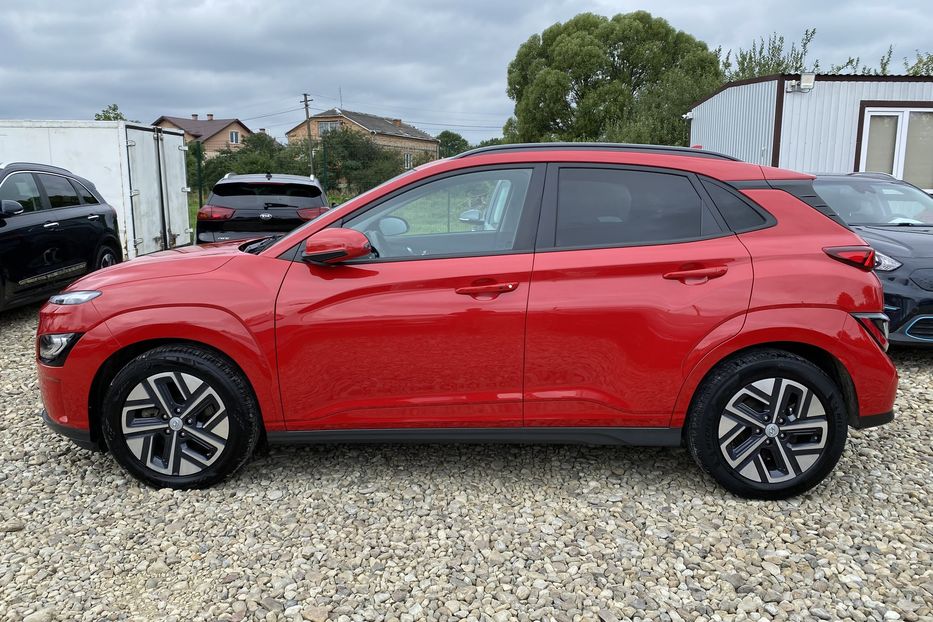 Продам Hyundai Kona 64кВтСліпізониПдгрівсиднькерма 2022 года в Львове