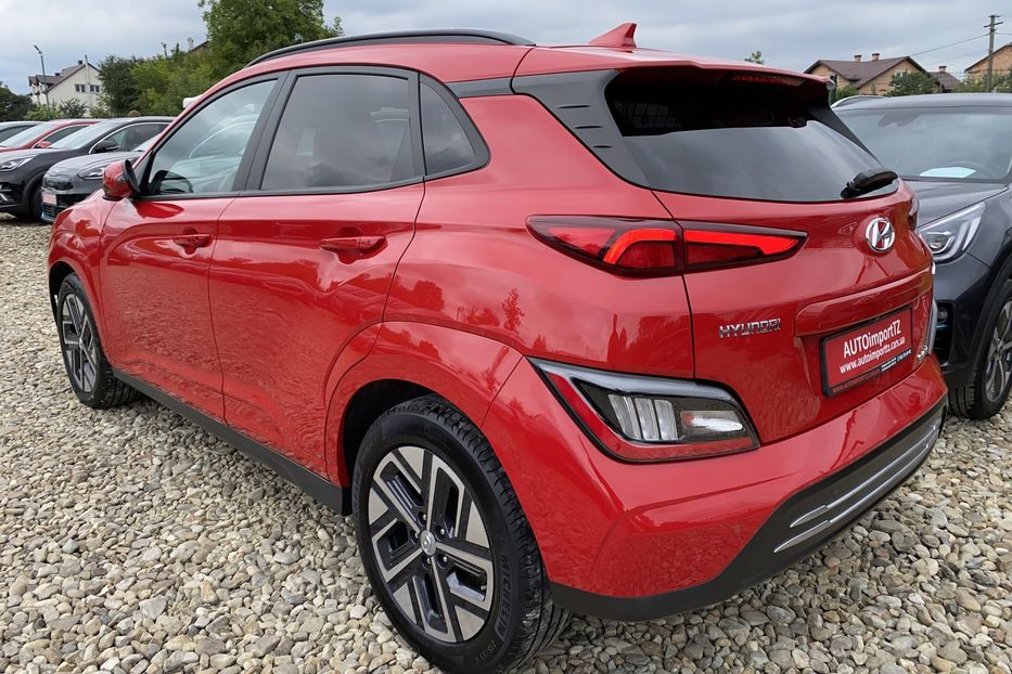 Продам Hyundai Kona 64кВтСліпізониПдгрівсиднькерма 2022 года в Львове