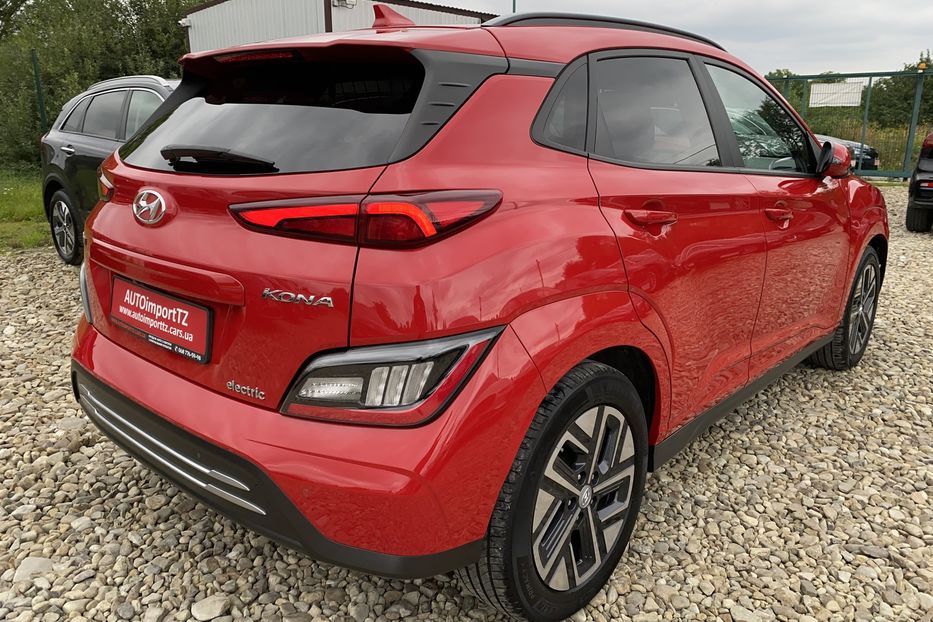 Продам Hyundai Kona 64кВтСліпізониПдгрівсиднькерма 2022 года в Львове
