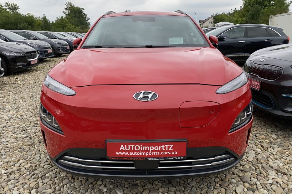 Продам Hyundai Kona 64кВтСліпізониПдгрівсиднькерма 2022 года в Львове