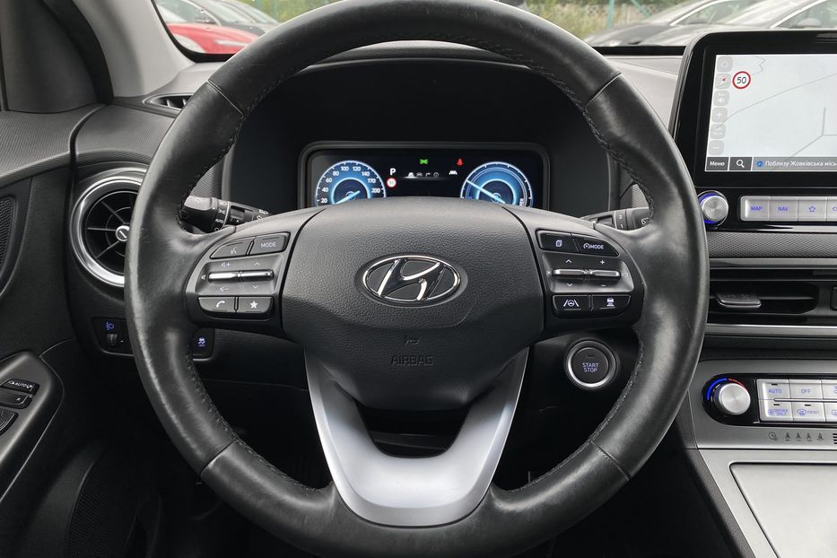 Продам Hyundai Kona 64кВтСліпізониПдгрівсиднькерма 2022 года в Львове