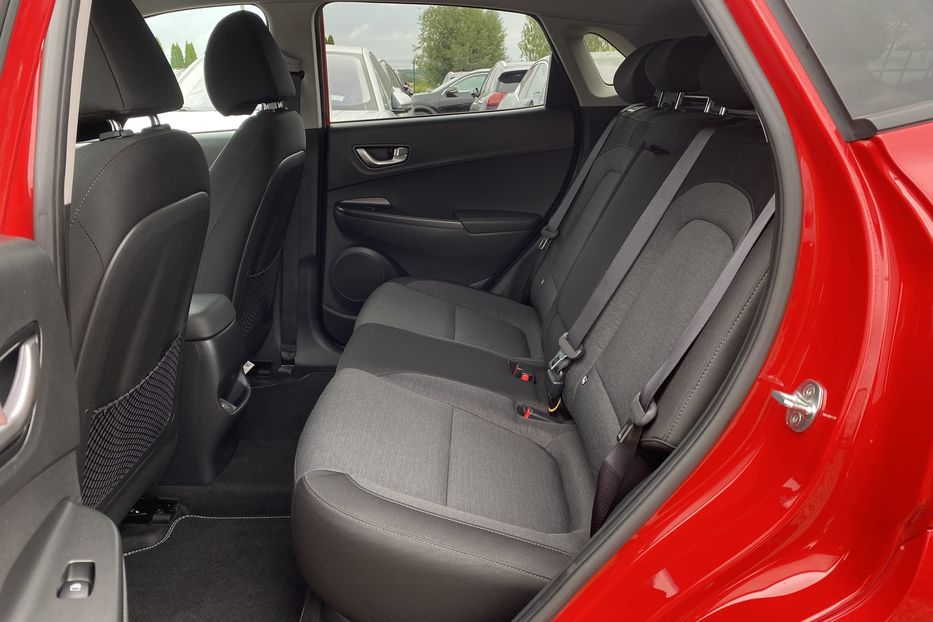 Продам Hyundai Kona 64кВтСліпізониПдгрівсиднькерма 2022 года в Львове