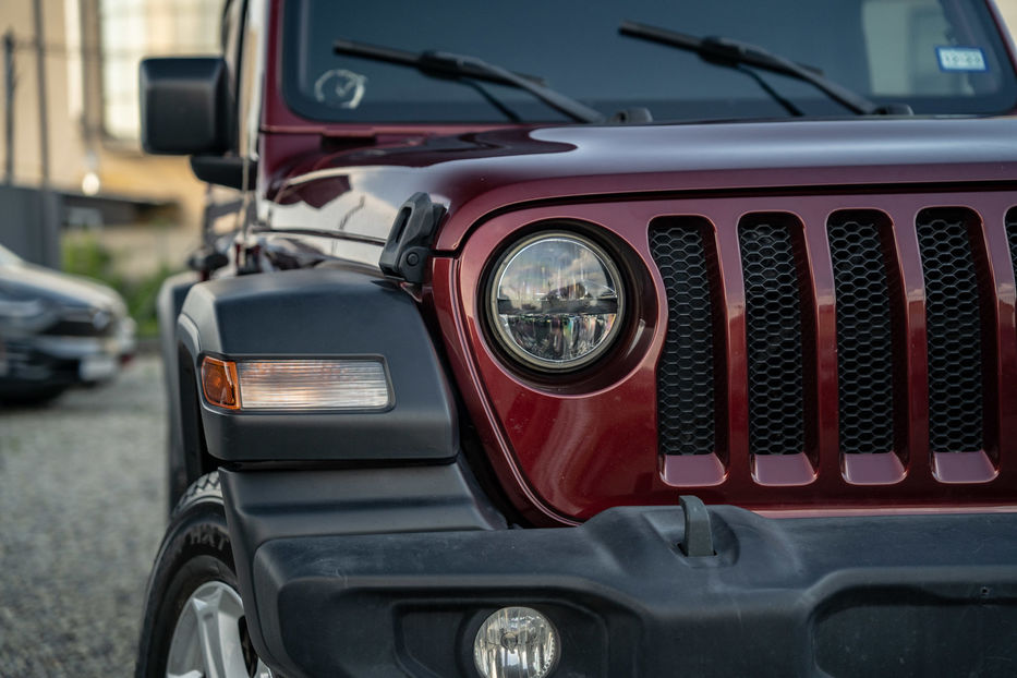 Продам Jeep Wrangler Unlimited Sport 2021 года в Черновцах