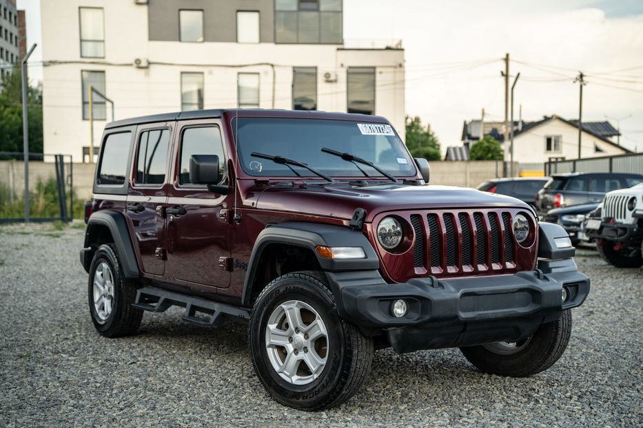 Продам Jeep Wrangler Unlimited Sport 2021 года в Черновцах