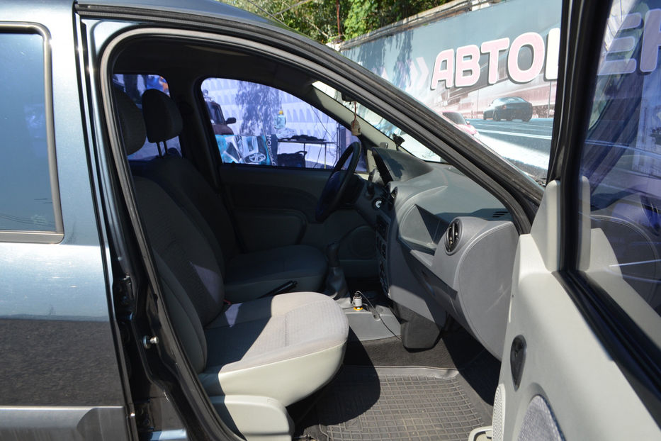Продам Dacia Logan 2007 года в Киеве