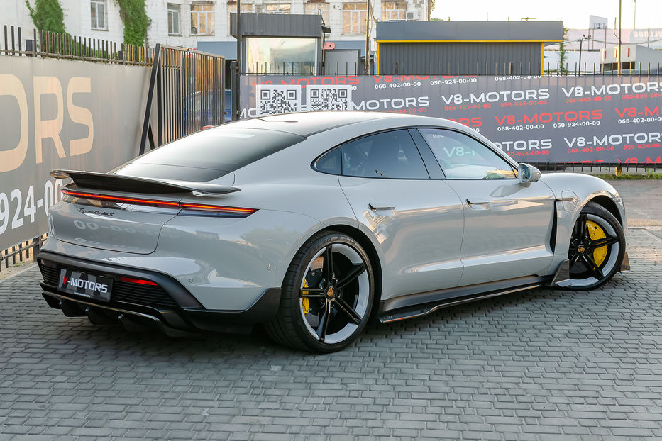 Продам Porsche Taycan Turbo S 2021 года в Киеве