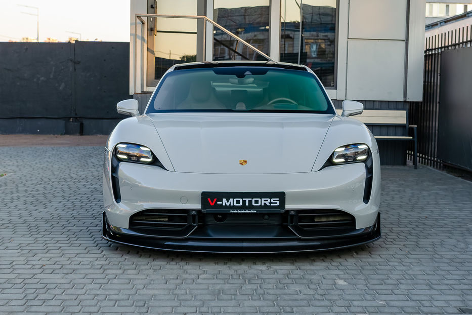 Продам Porsche Taycan Turbo S 2021 года в Киеве