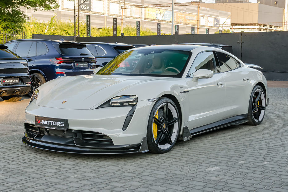 Продам Porsche Taycan Turbo S 2021 года в Киеве