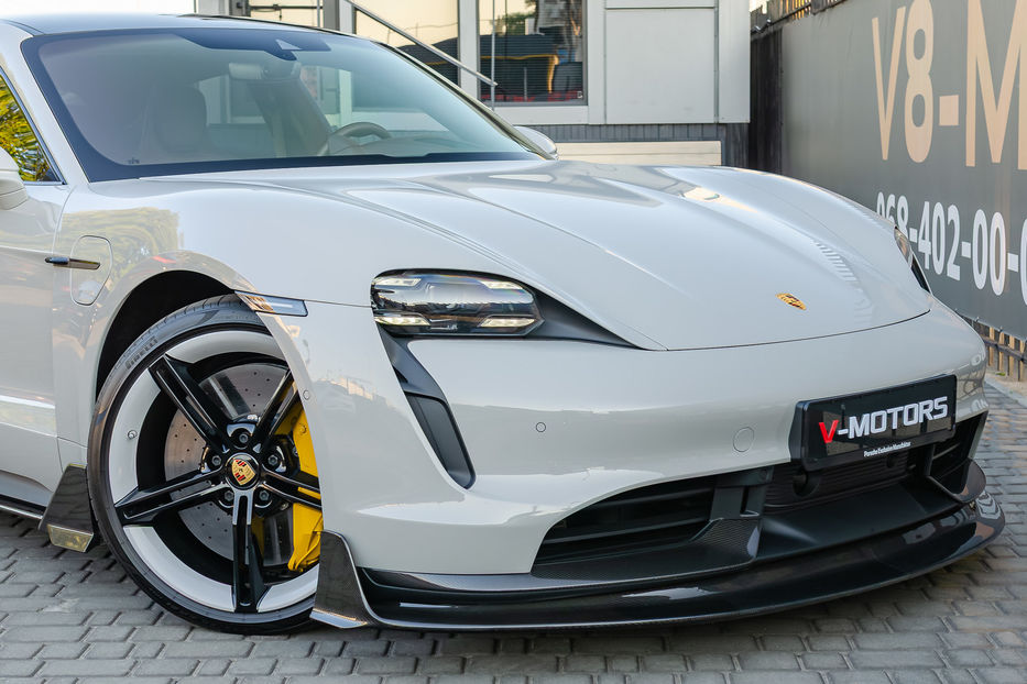 Продам Porsche Taycan Turbo S 2021 года в Киеве