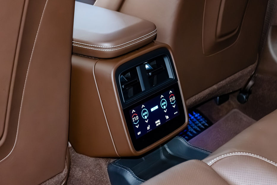 Продам Porsche Taycan Turbo S 2021 года в Киеве