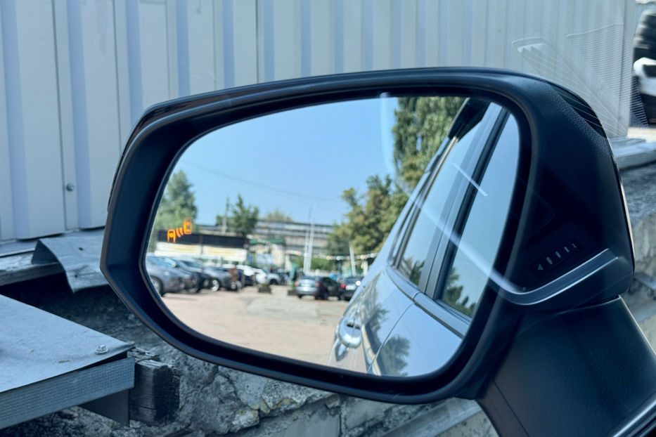 Продам Toyota Rav 4 2021 года в Киеве