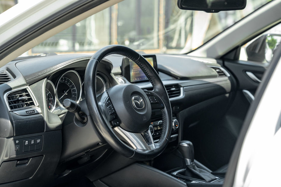 Продам Mazda 6 2016 года в Черновцах