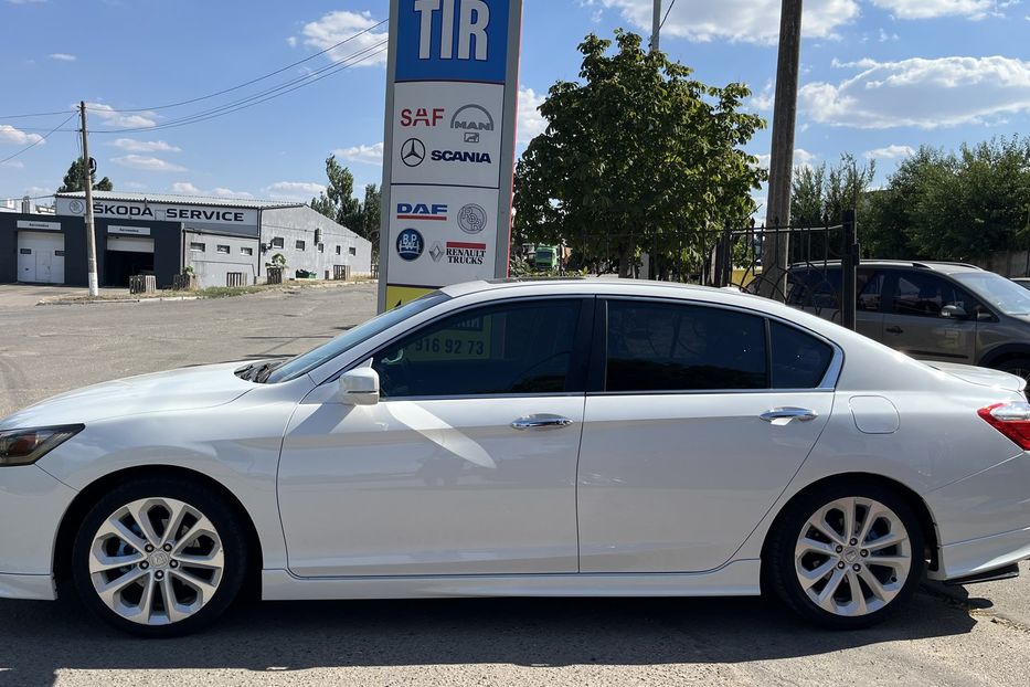 Продам Honda Accord Touring 2014 года в Николаеве