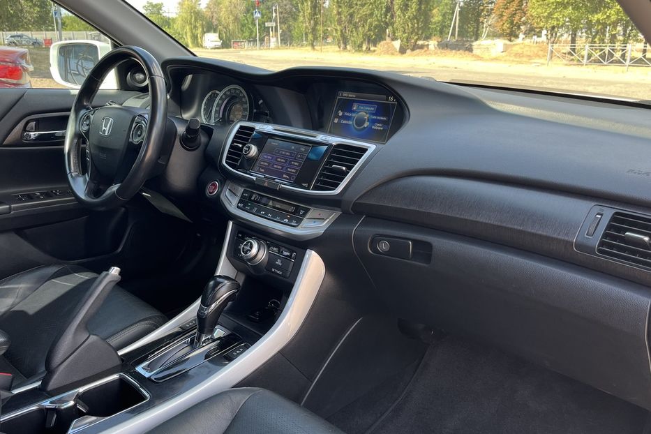 Продам Honda Accord Touring 2014 года в Николаеве