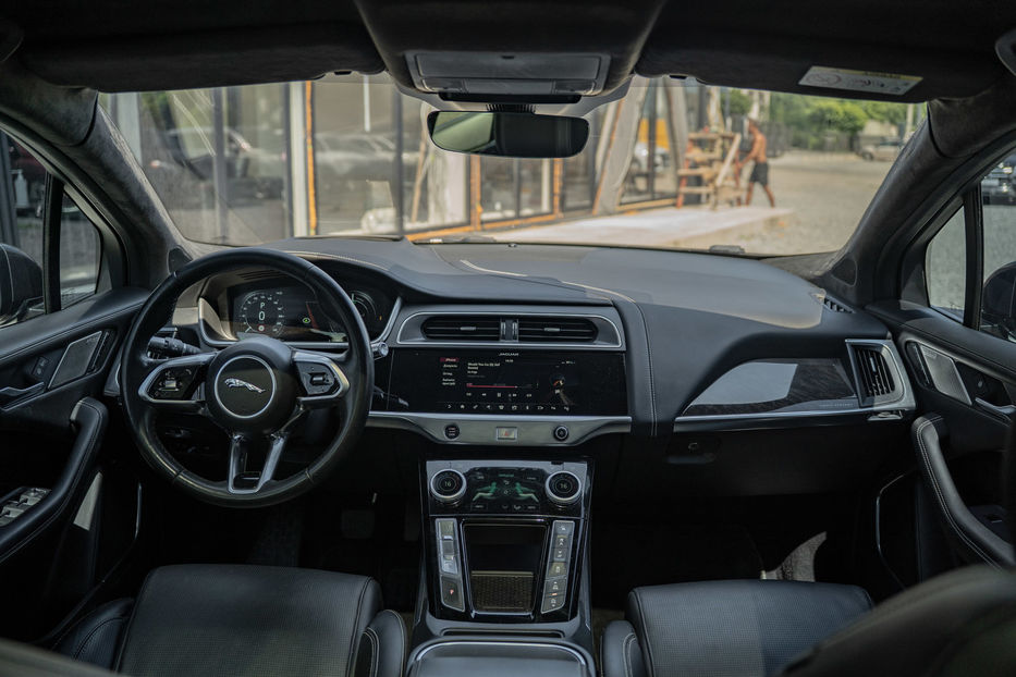Продам Jaguar E-Pace HSE 2018 года в Черновцах