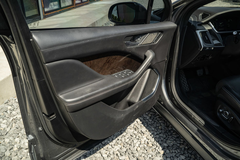 Продам Jaguar E-Pace HSE 2018 года в Черновцах