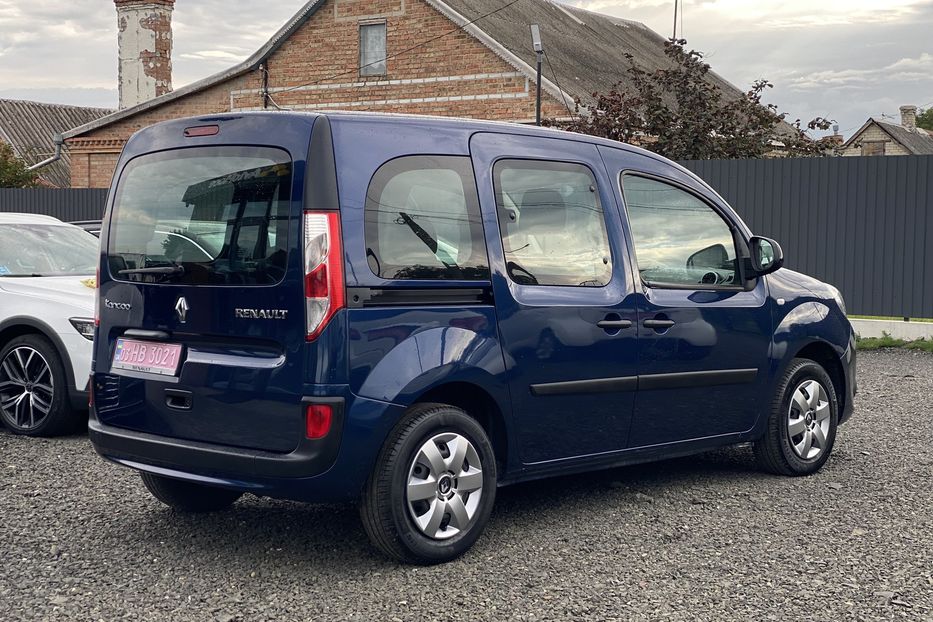 Продам Renault Kangoo пасс. 5 місць 2018 года в Луцке