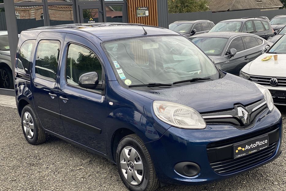 Продам Renault Kangoo пасс. 5 місць 2018 года в Луцке