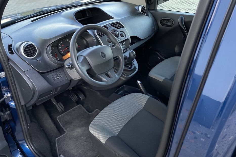 Продам Renault Kangoo пасс. 5 місць 2018 года в Луцке