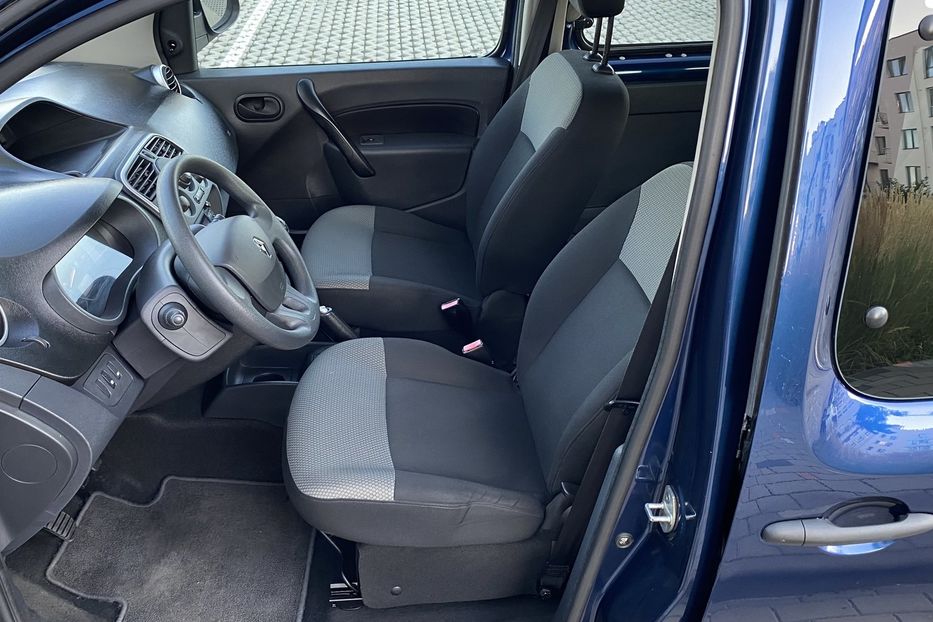 Продам Renault Kangoo пасс. 5 місць 2018 года в Луцке