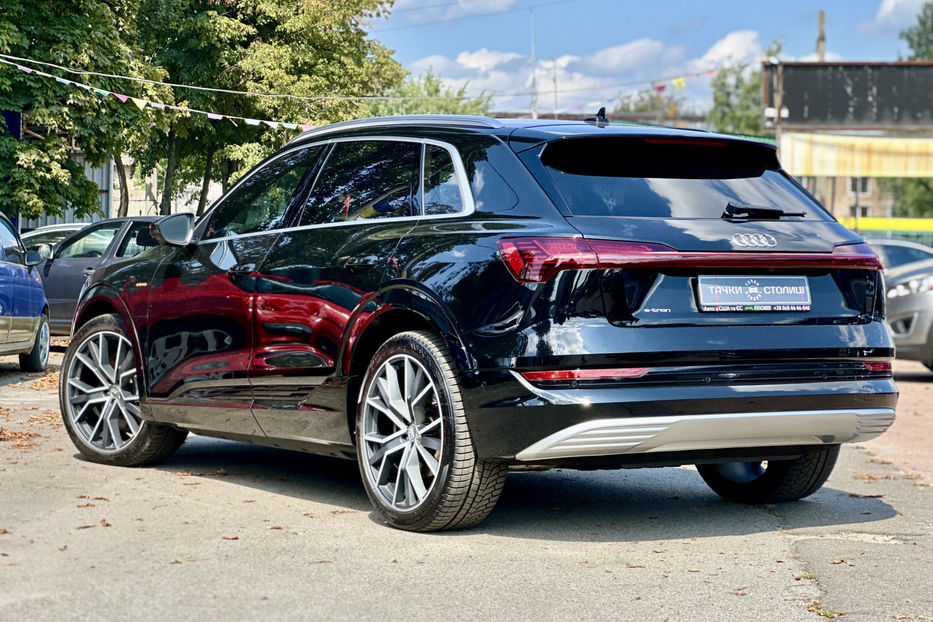 Продам Audi E-Tron 2019 года в Киеве
