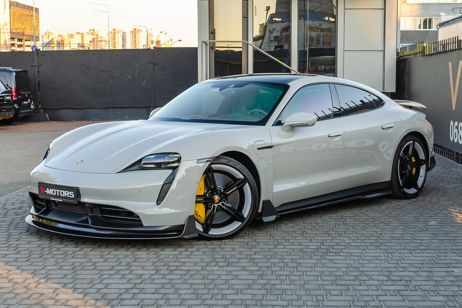 Продам Porsche Taycan Turbo S 2021 года в Киеве