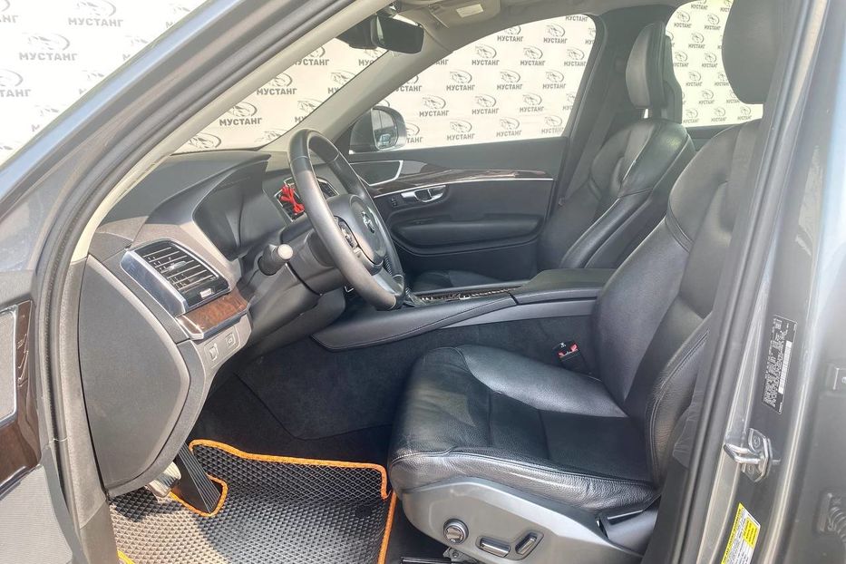 Продам Volvo XC90 2015 года в Днепре