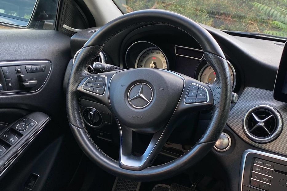 Продам Mercedes-Benz GLA-Class 2016 года в Днепре