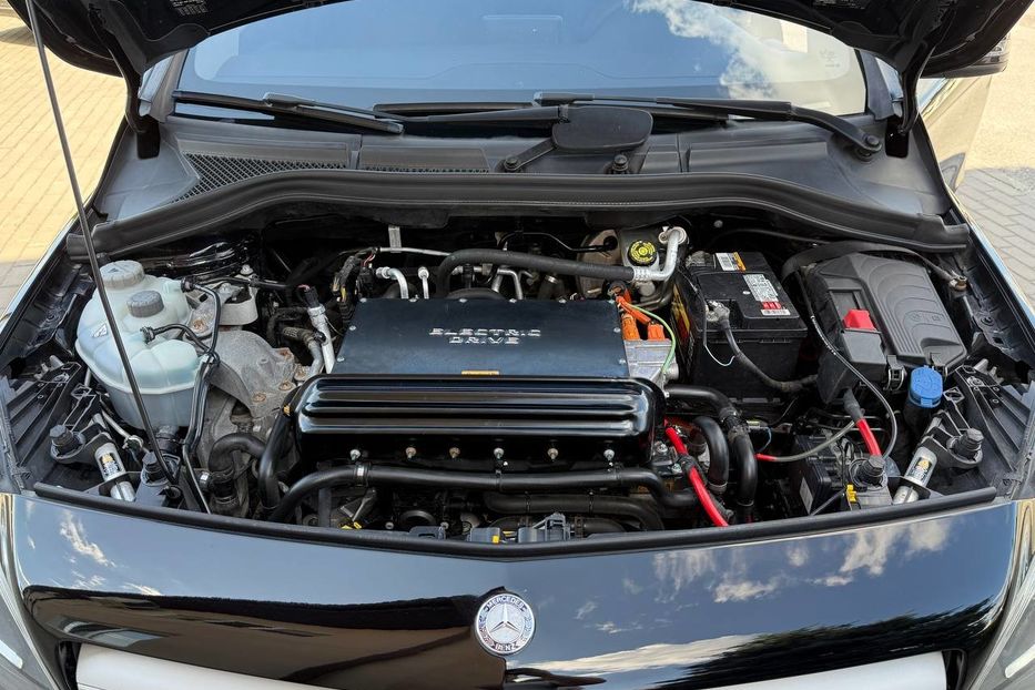 Продам Mercedes-Benz B-Class 2014 года в Днепре