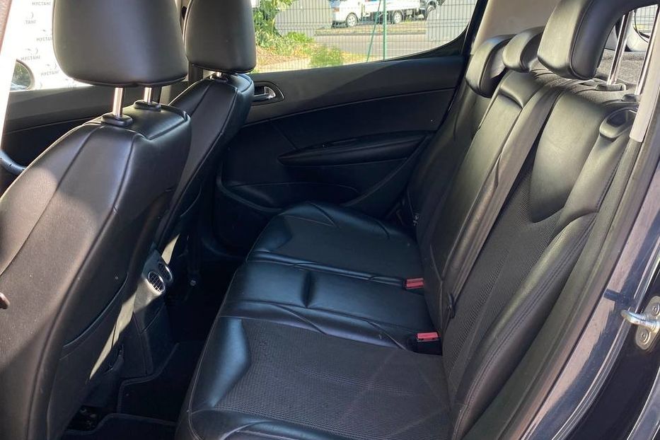 Продам Peugeot 308 2013 года в Днепре