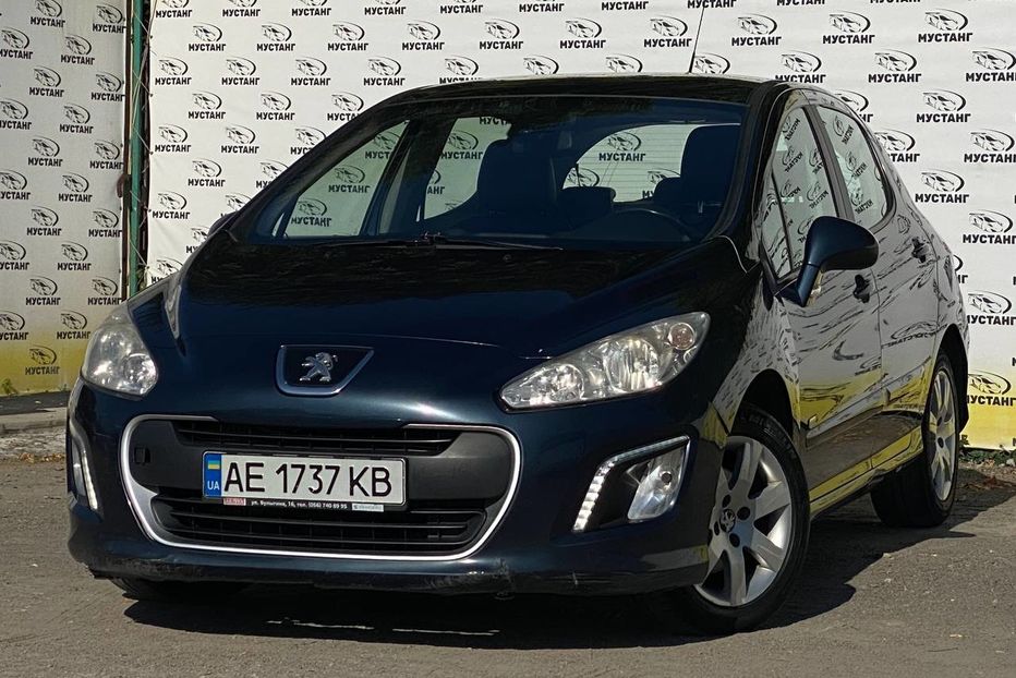 Продам Peugeot 308 2013 года в Днепре