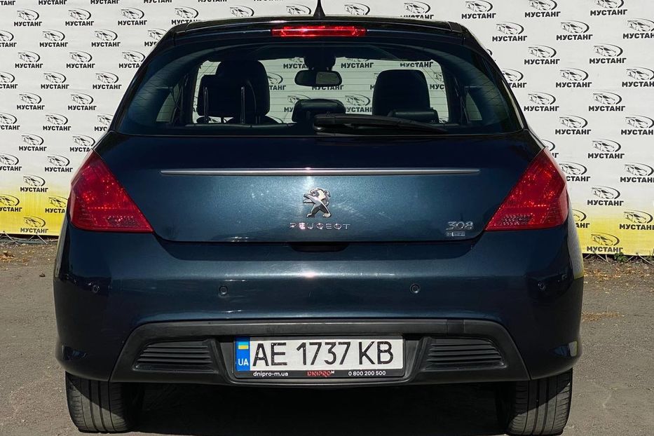 Продам Peugeot 308 2013 года в Днепре