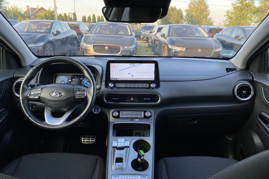 Продам Hyundai Kona 64кВтСліпізониПдгрівсиднькерма 2022 года в Львове