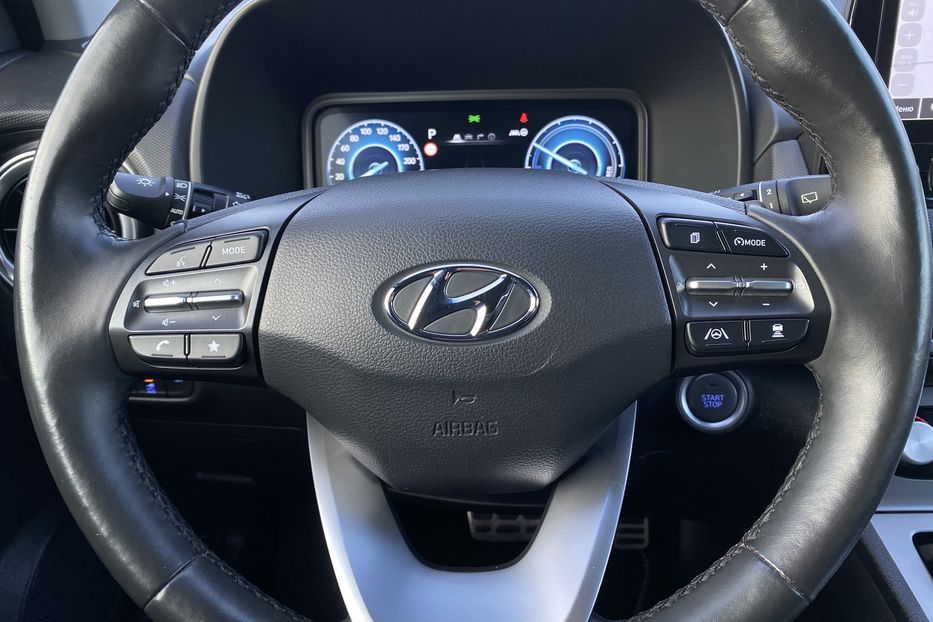 Продам Hyundai Kona 64кВтСліпізониПдгрівсиднькерма 2022 года в Львове