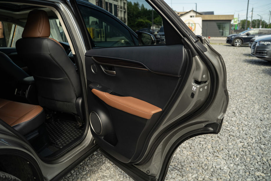 Продам Lexus NX 200 t 2015 года в Черновцах