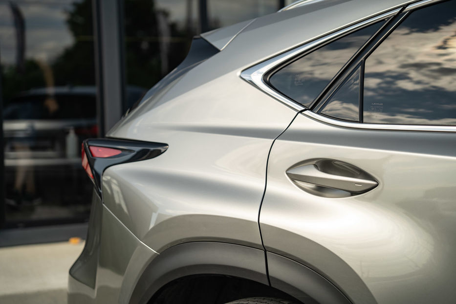 Продам Lexus NX 200 t 2015 года в Черновцах