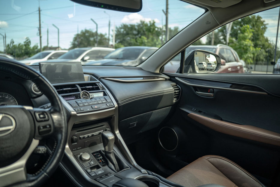 Продам Lexus NX 200 t 2015 года в Черновцах