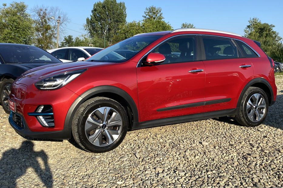 Продам Kia Niro 64кВтТепловийПідгрвсидінькерма 2021 года в Львове